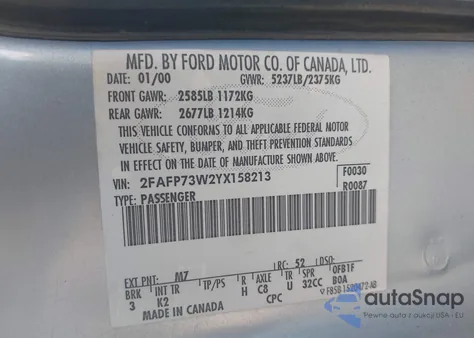 2000 Ford Crown Victoria из США, поврежденный, VIN 2FAFP73W2YX158213